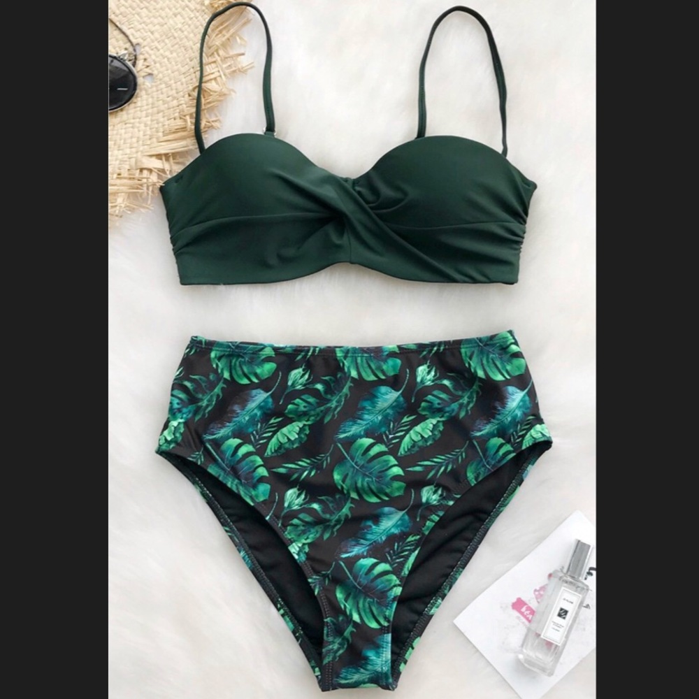 High-waisted Tropical bikini set